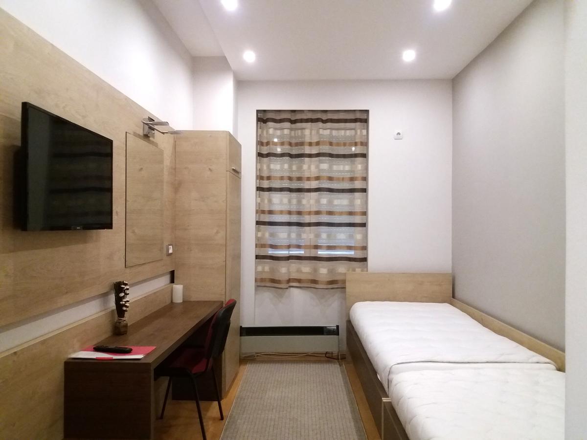 Apartment Millas Nis Luaran gambar